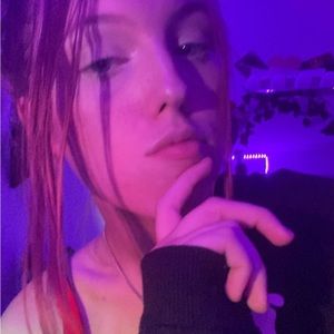 Meet your Posher, Leah